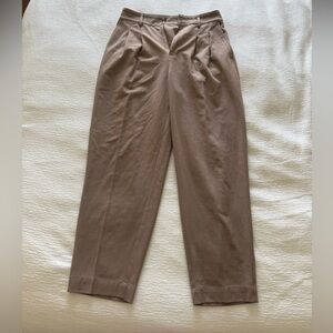 Madewell Tan Tapered Trousers – Relaxed Hip, Tapered Leg – Size 2